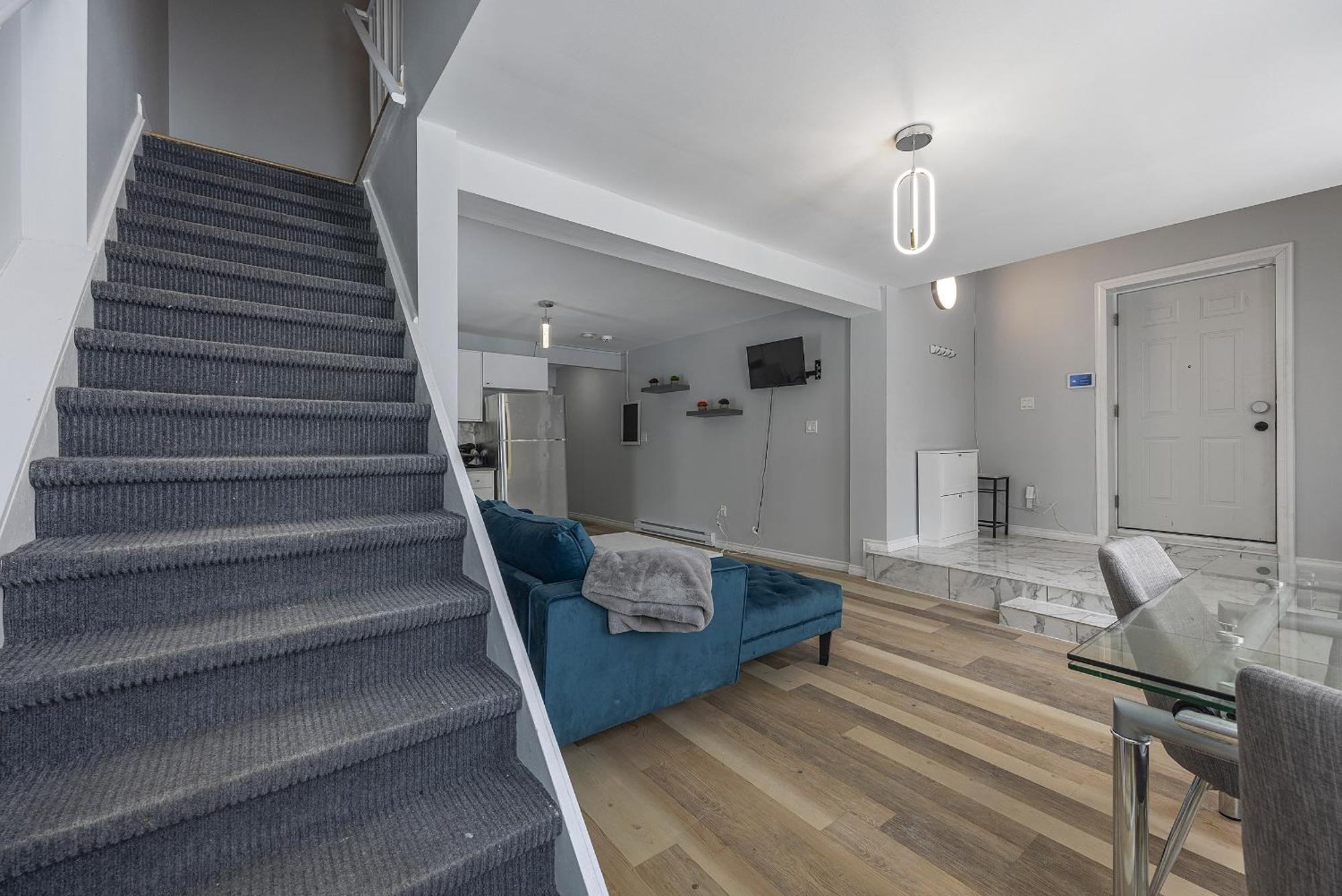 3 Bedroom Appartment-Limestone Kingston Exterior photo
